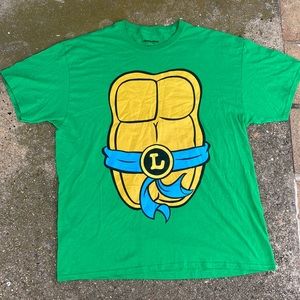 NWOT! Mens Nickelodeon Leonardo Shirt XL